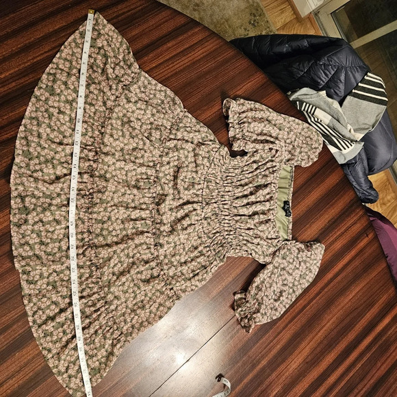 Trixxi Green Floral Puff Sleeve Tiered Smocked Mini Dress Cottagecore M EUC - Picture 9 of 13